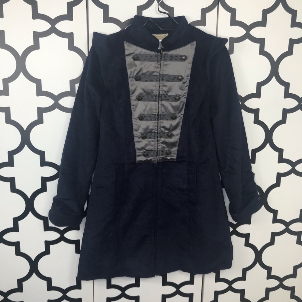 Moon Collection Coat - Picture 3 of 5